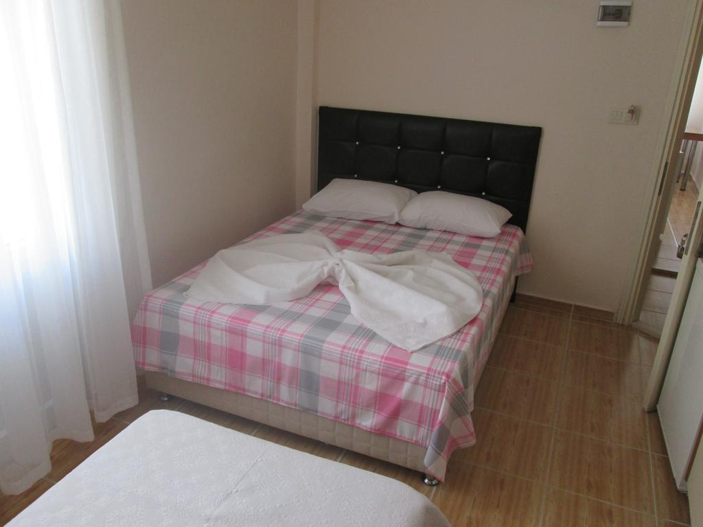 Avsa Cane Motel Avsa Adasi Room photo